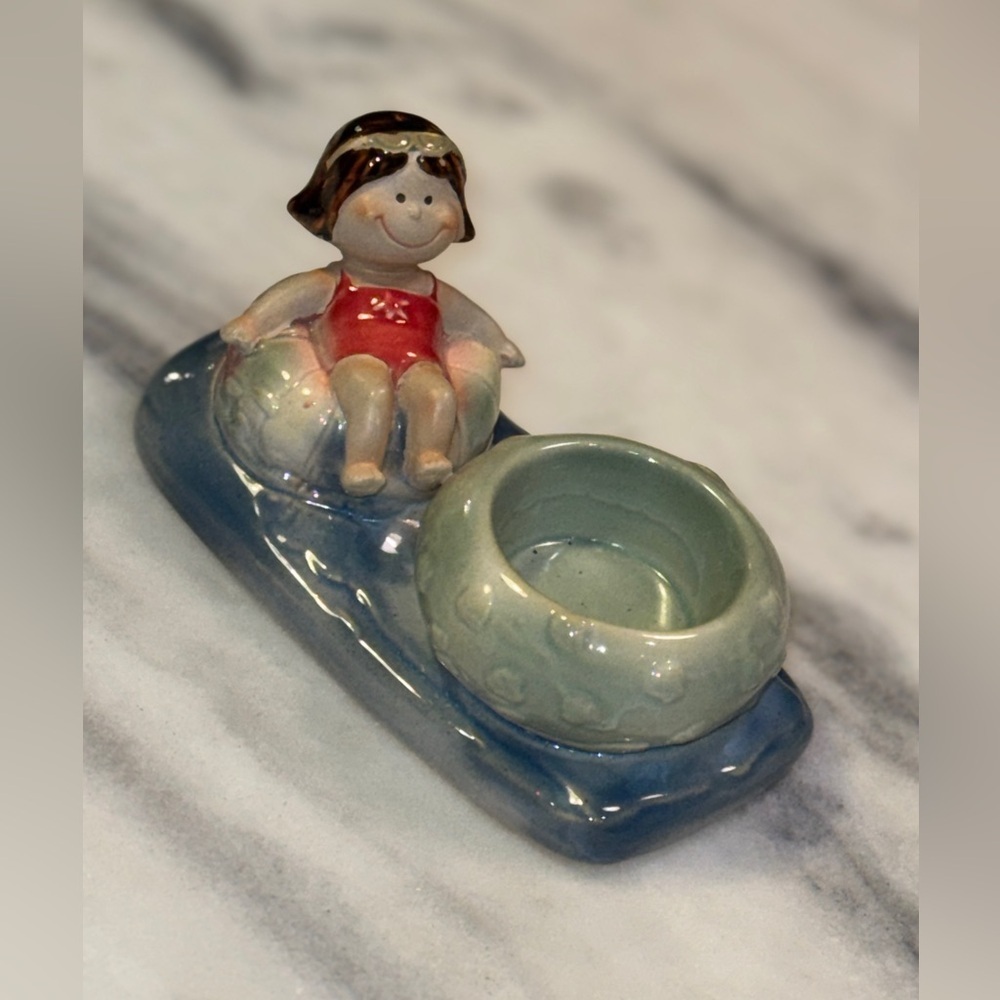 Vtg Yankee Candle Swimming Pool Patio Decor Tea Light Holder Girl on Float